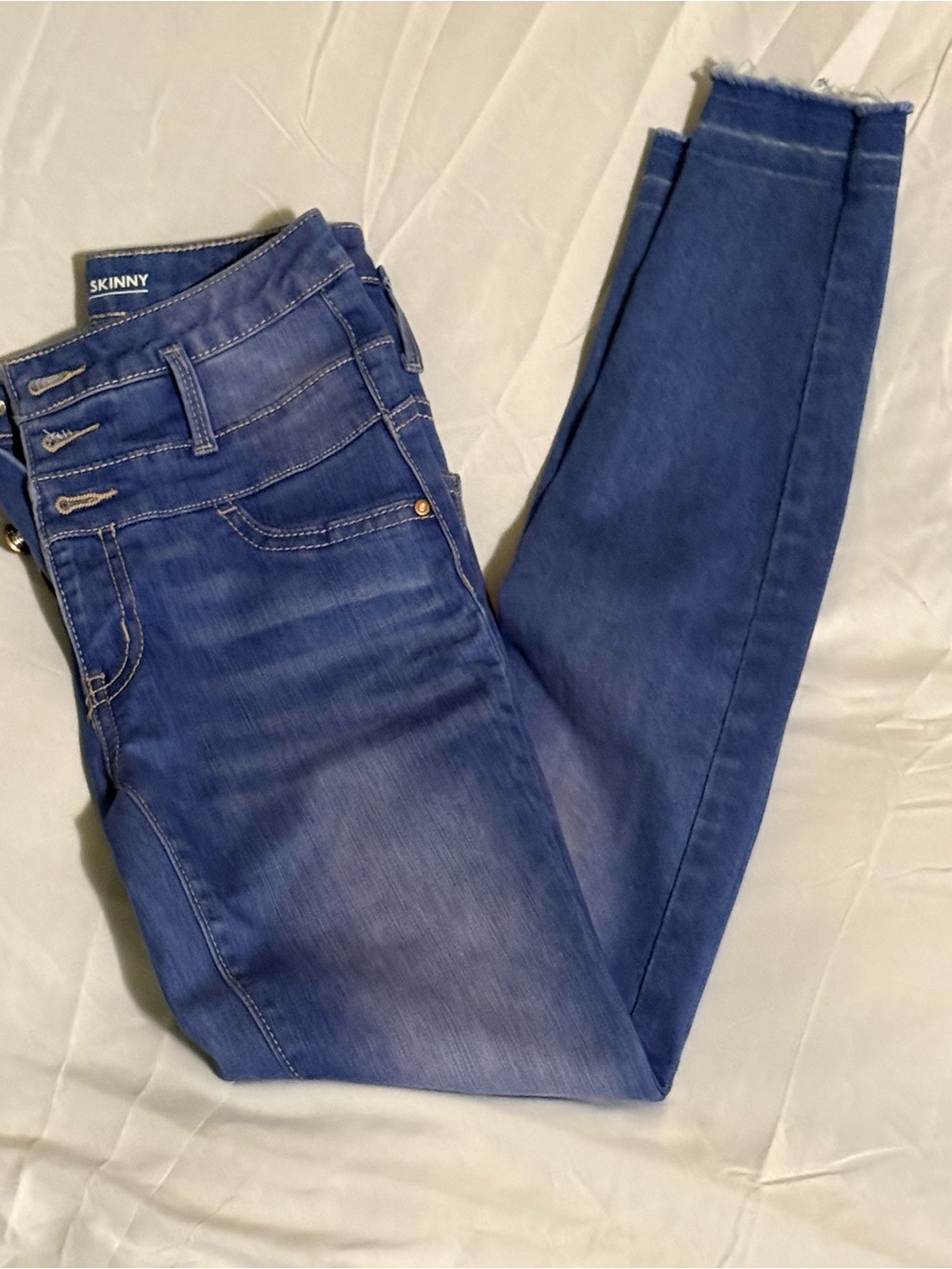 No Boundaries Blue Skinny High-Rise Women's Jeans now updated with measurements